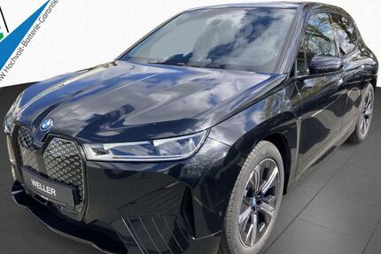 BMW iX 9.231 km 71.490 &euro; Kronberg 61476