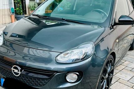 Opel Adam 64.000 km 12.500 &euro; Trebur 65468