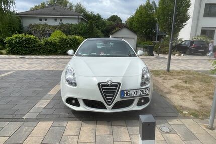 Alfa Romeo Giulietta 165.686 km 3.700 &euro; Steinbach 61449