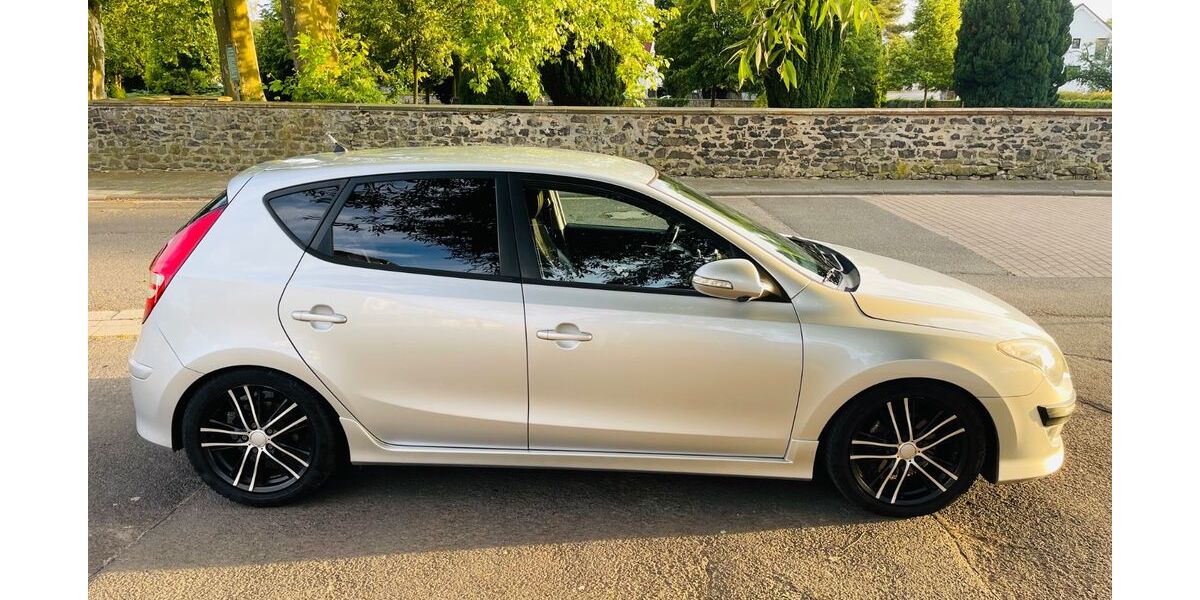 Hyundai i30 217.000 km 2.950 &euro; Florstadt 61197