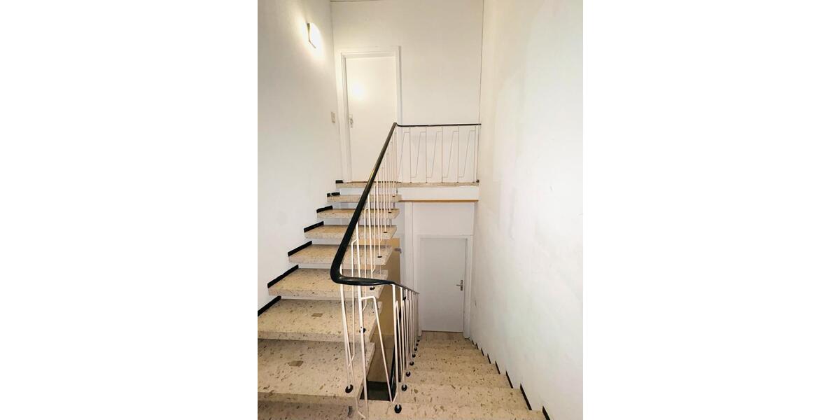 Mehrfamilienhaus, Wohnhaus Babenhausen - 11 Zimmer, 310 m&sup2;, 620.000&euro; | Angebot:27098765