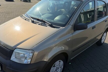 Fiat Panda 1.Hand/76.000km 76.555 km 2.599 &euro; Frankfurt 60386