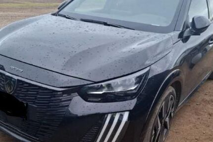 Peugeot 208 31.460 km 18.980 &euro; Rüsselsheim 65428