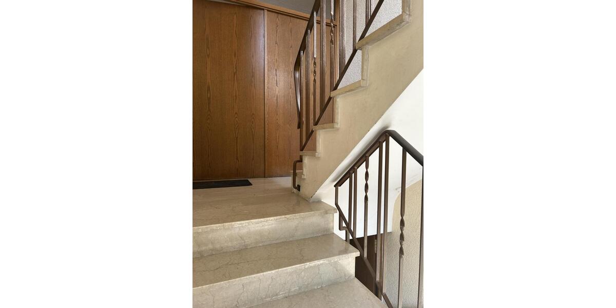 Etagenwohnung Frankfurt am Main Fechenheim - 3 Zimmer, 80 m&sup2;, 1.300&euro; | Angebot:23027842