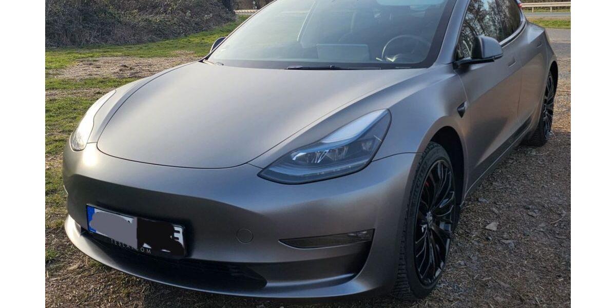 Tesla Model 3 47.852 km 35.500 &euro; Dietzenbach 63128