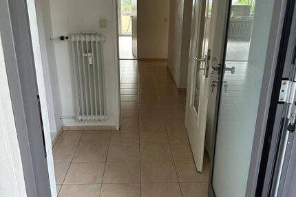 Wohnung Offenbach Bieber - 3 Zimmer, 80 m&sup2;, 940&euro; | Angebot:26730929