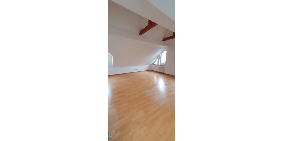 Dachgeschoßwohnung Bad Vilbel - 3 Zimmer, 88 m&sup2;, 398.000&euro; | Angebot:26866336