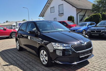 Skoda Fabia 41.400 km 14.890 &euro; Rodgau 63110