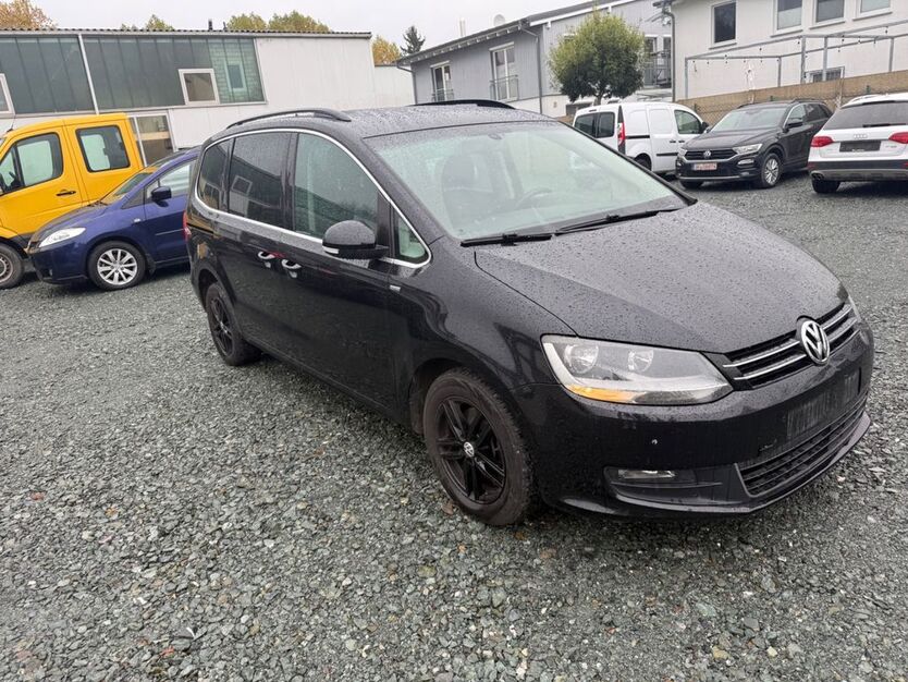 VW Sharan 3.999.000 km 4.999 € Hanau 63457