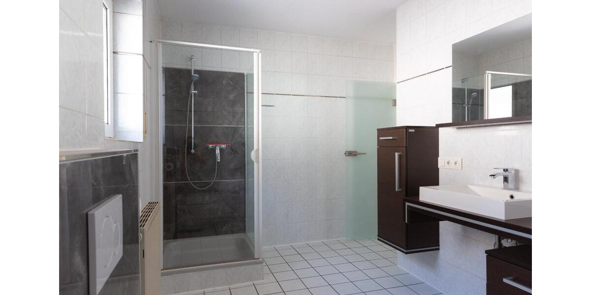 Etagenwohnung Hofheim am Taunus - 3 Zimmer, 85 m&sup2;, 365.000&euro; | Angebot:27190495