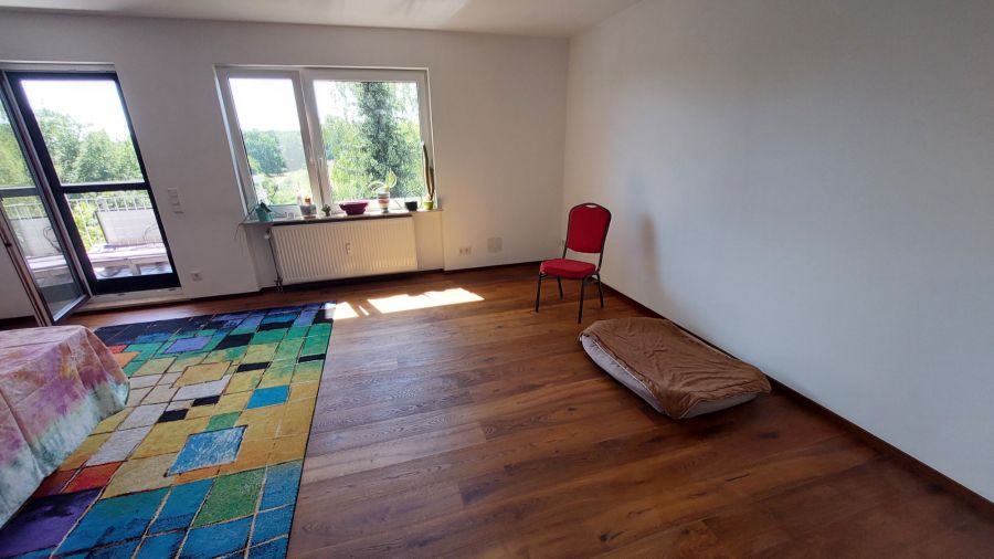 Provisionsfrei* Sanierte und helle 3-Zimmer-Wohnung mit großem Balkon & Garage in Frankfurt Oberrad - Etagenwohnung Frankfurt am Main Oberrad | Angebot:25355546