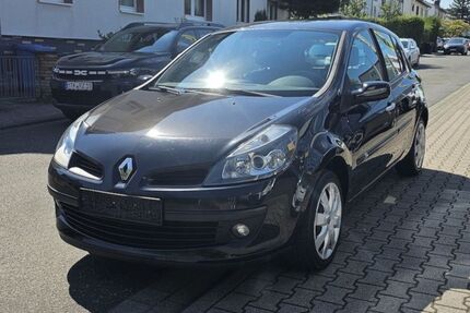 Renault Clio 149.265 km 4.845 &euro; Schwalbach/Taunus 65824