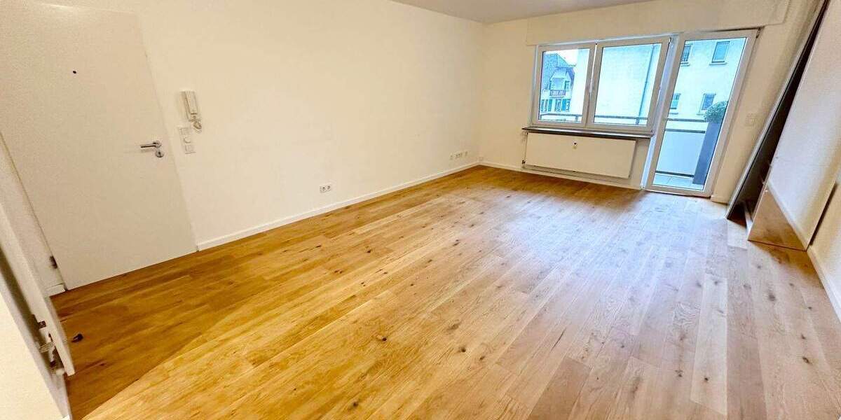 TOP Ausstattung, komplette EBK, PARKETT, schönes tgl.Bad 1 zimmer