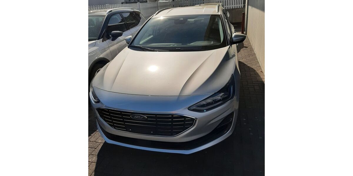 Ford Focus 34.000 km 17.800 &euro; Wehrheim 61273