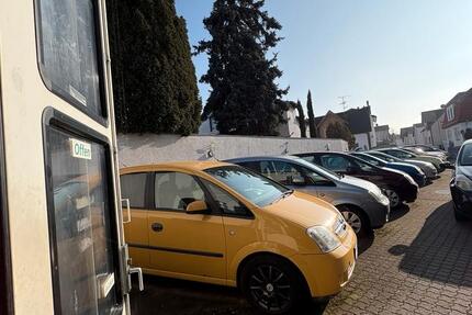 Werkstatt mit Hebebühne und 10 Autostellplätzen in Mühlheim zimmer