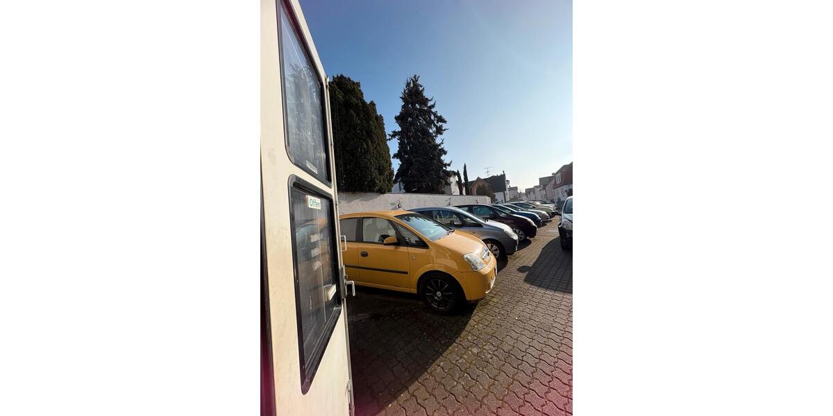 Werkstatt mit Hebebühne und 10 Autostellplätzen in Mühlheim zimmer