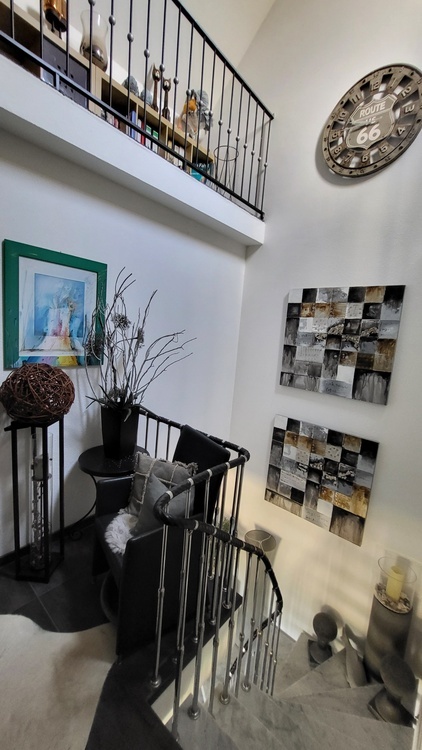 moderne DHH mit ELW im 