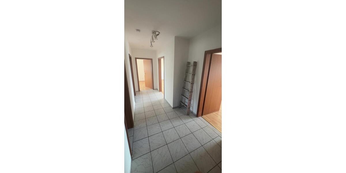Etagenwohnung Rodgau - 3 Zimmer, 95 m&sup2;, 1.450&euro; | Angebot:26698353