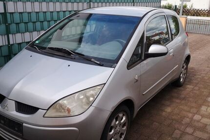 Mitsubishi Colt 148.000 km 1.200 &euro; Groß-Gerau 64521