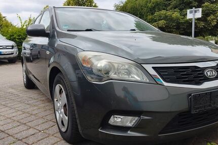 Kia ceed / Ceed 106.863 km 3.200 &euro; Hanau 63450