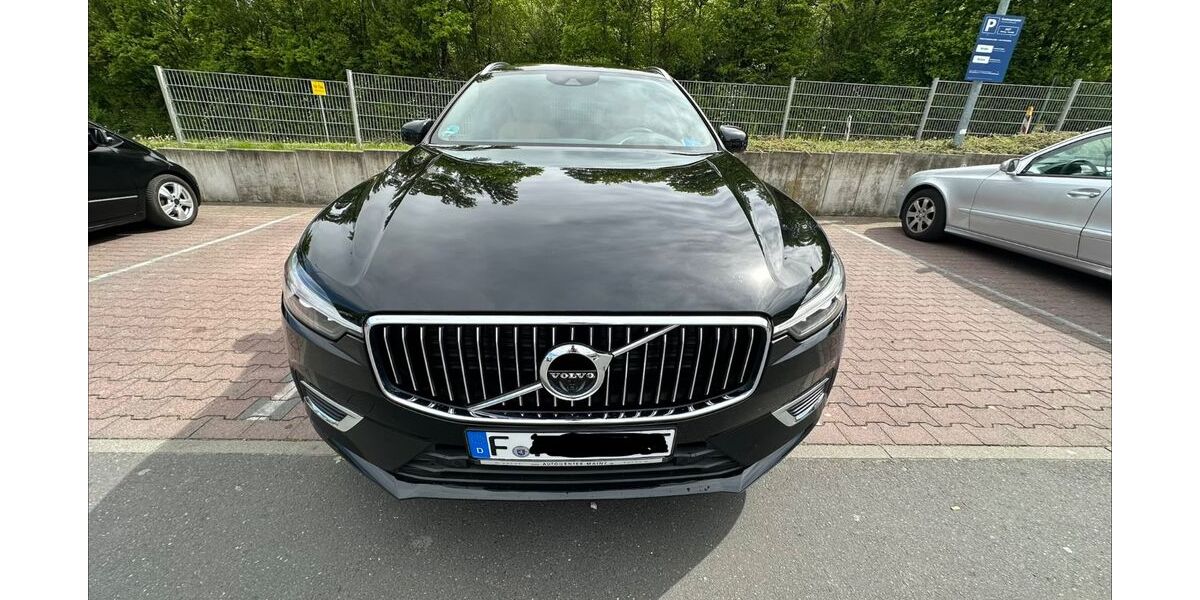 Volvo XC60 62.000 km 35.000 &euro; Frankfurt 60599