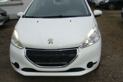 Peugeot 208 148.000 km 2.200 &euro; Erlensee 63526