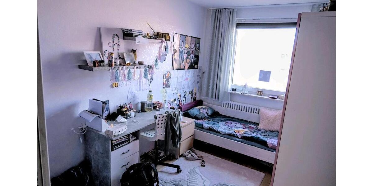 4,5-Zimmer-Wohnung (104 qm) |Hochheim | provisionsfrei| 2 Balkone 4.5 zimmer