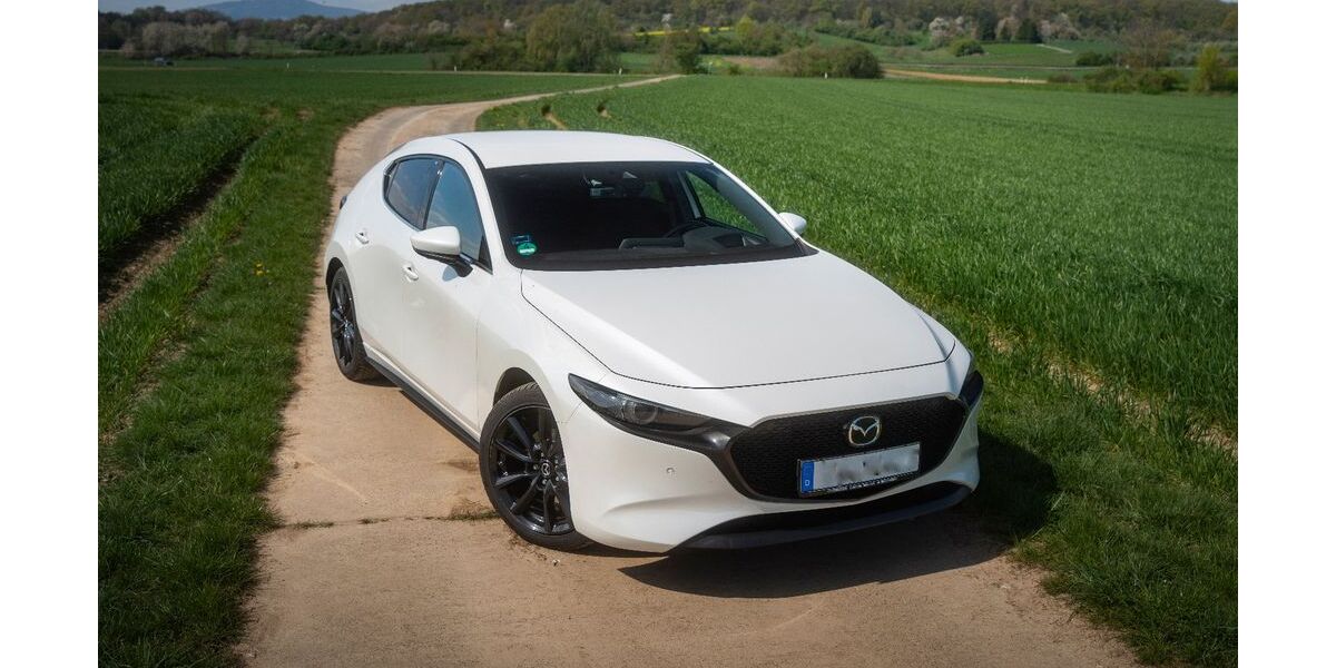 Mazda 3 60.000 km 20.500 &euro; Bad Homburg 61352