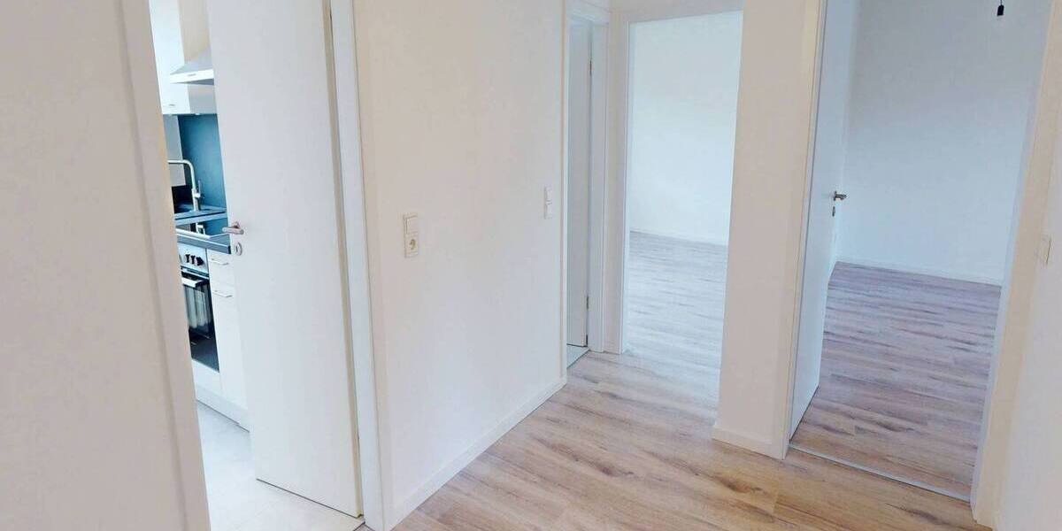 Etagenwohnung Frankfurt Ginnheim - 3 Zimmer, 81 m&sup2;, 1.500&euro; | Angebot:26886494