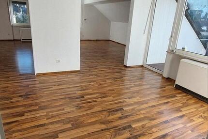 Wohnung Hofheim am Taunus - 2 Zimmer, 72 m&sup2;, 980&euro; | Angebot:25056873