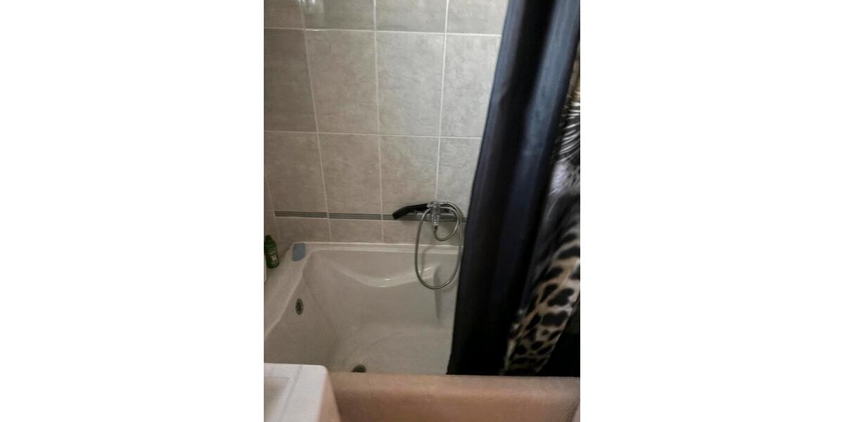 Mehrfamilienhaus, Wohnhaus Frankfurt am Main Gallus - 6 Zimmer, 180 m&sup2;, 220.000&euro; | Angebot:27426279