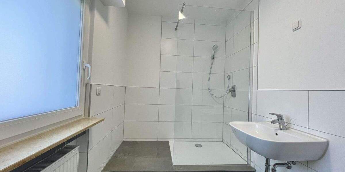 Einfamilienhaus Bad Homburg Ober-Erlenbach - 1 Zimmer, 322 m&sup2;, 3.400&euro; | Angebot:24762626