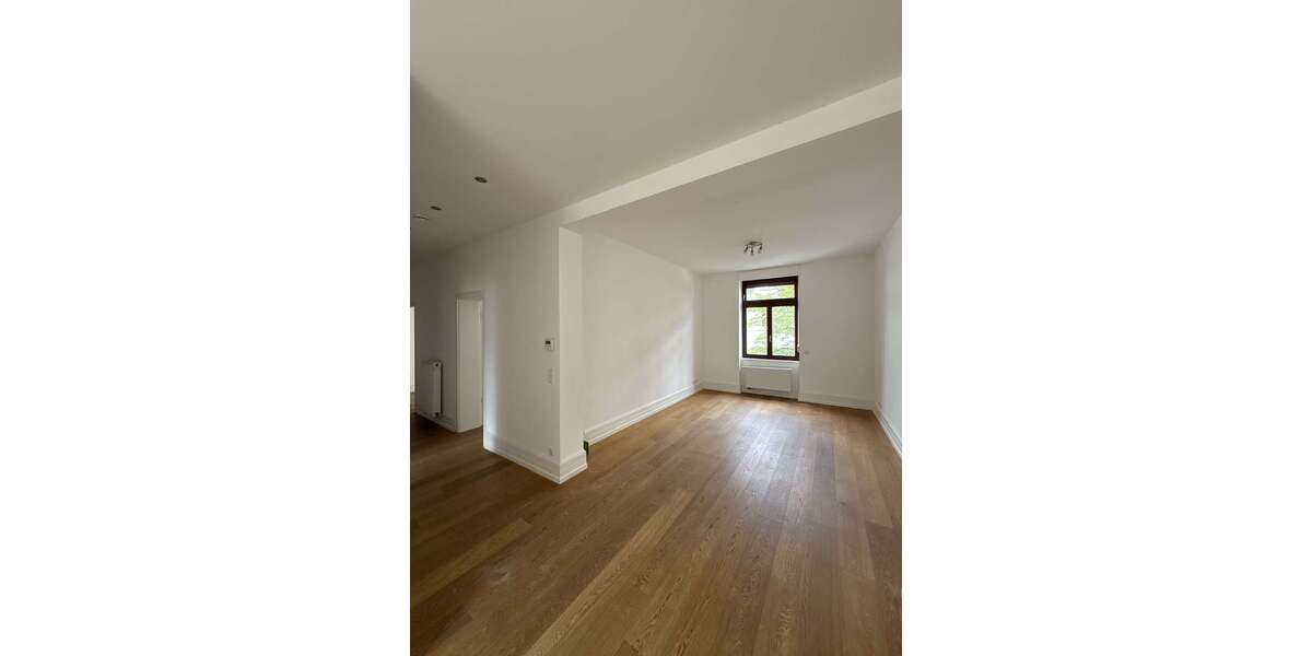 Etagenwohnung Frankfurt am Main Bockenheim - 5 Zimmer, 124 m&sup2;, 2.250&euro; | Angebot:27128050