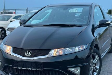 Honda Civic 177.000 km 5.899 &euro; Dietzenbach 63128