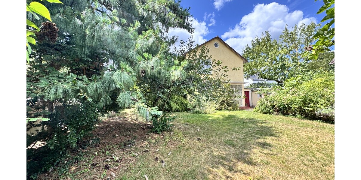 *Rosenberg, Ihre Gelegenheit! Abrissgrundstück in ruhiger Lage – Bebaubar mit EFH, DH o. 2-FH* - Grundstück Hofheim Marxheim | Angebot:22605009