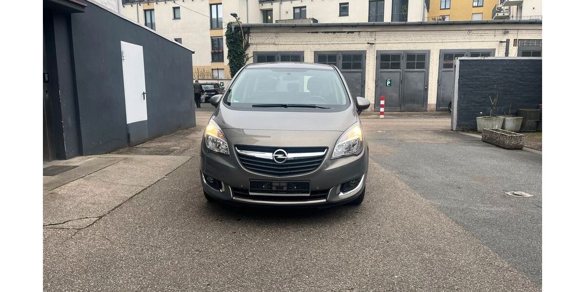 Opel Meriva 13.750 km 8.490 &euro; Frankfurt am Main 60326