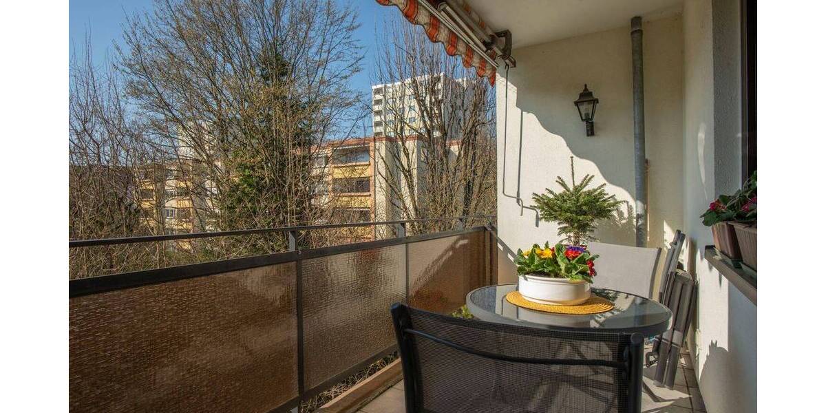 Etagenwohnung Steinbach (Taunus) - 3 Zimmer, 79 m&sup2;, 315.000&euro; | Angebot:26017481