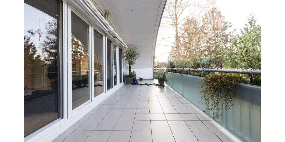 Etagenwohnung Frankfurt am Main Ginnheim - 6 Zimmer, 252 m&sup2;, 2.150.000&euro; | Angebot:24460058