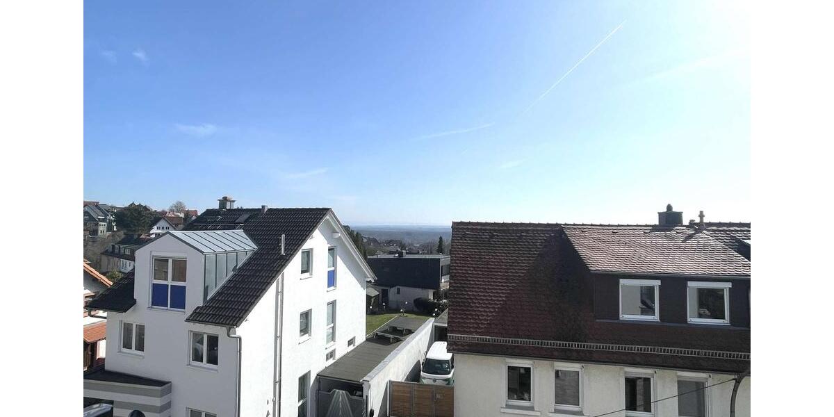 Dachgeschoßwohnung Frankfurt am Main Bergen-Enkheim - 3 Zimmer, 123 m&sup2;, 2.490&euro; | Angebot:25870894