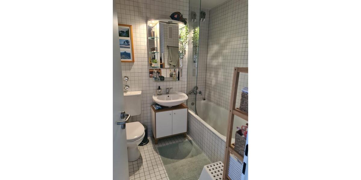 Maisonettenwohnung Frankfurt am Main Sachsenhausen Süd - 4 Zimmer, 77 m&sup2;, 1.230&euro; | Angebot:25724122