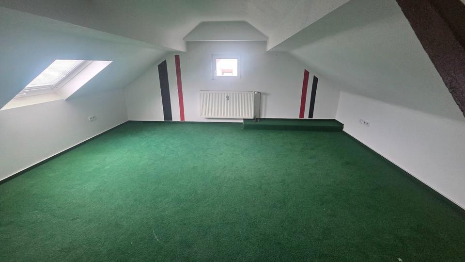 Etagenwohnung Erzhausen - 4 Zimmer, 101 m&sup2;, 1.050&euro; | Angebot:26412971