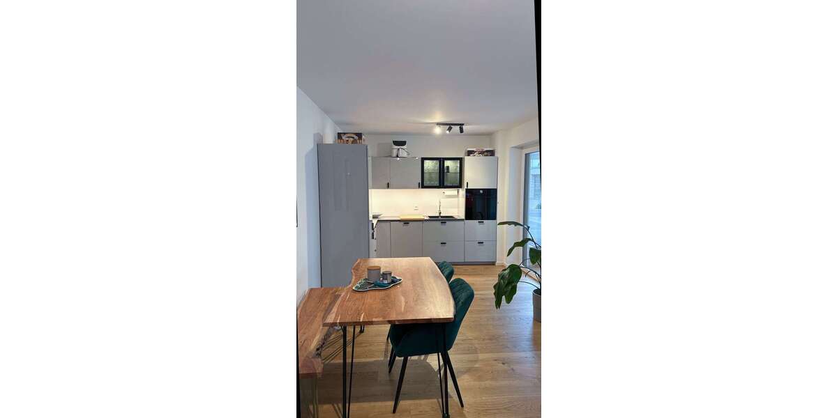 Etagenwohnung Frankfurt Niederrad - 2.5 Zimmer, 79 m&sup2;, 1.340&euro; | Angebot:26434867