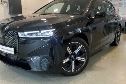 BMW iX 61.977 km 59.966 &euro; Hofheim 65719