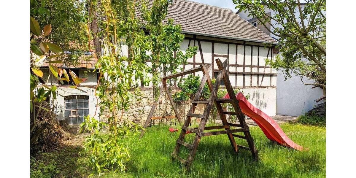 Mehrfamilienhaus, Wohnhaus Frankfurt Bahnhofsviertel - 7 Zimmer, 169 m&sup2;, 479.000&euro; | Angebot:26807060