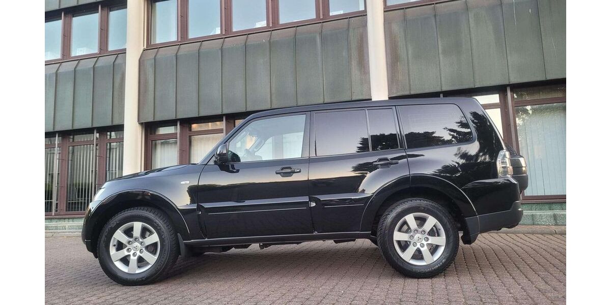 Mitsubishi Pajero 192.000 km 14.900 &euro; Groß Gerau 64521