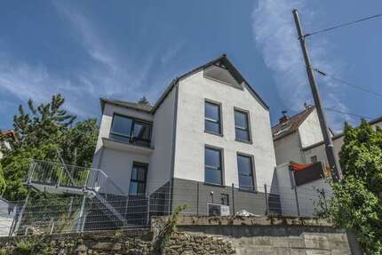 Haus Wiesbaden Bierstadt - 4 Zimmer, 164 m&sup2;, 2.450&euro; | Angebot:27118017