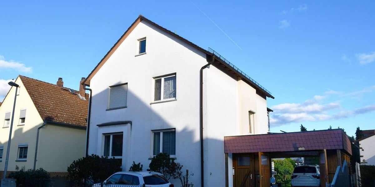 Freistehendes Zweifamilienhaus auf ca. 1.000 m² weiter bebaubarem Grundstück in Weiterstadt - Zweifamilienhaus Weiterstadt Weiterstadt | Angebot:24951017