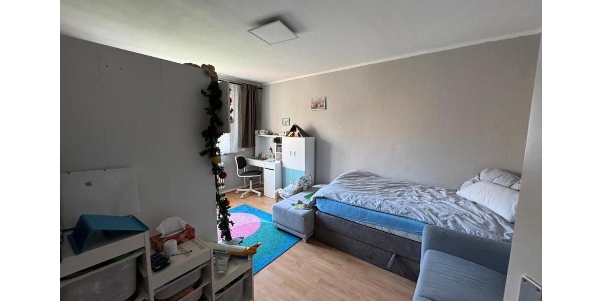 Ohne Makler-PRIVAT (leer stehend) Schöne Wohnung in Eschersheim 3 zimmer