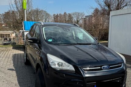 Ford Kuga 129.000 km 7.700 &euro; Bad Homburg 61350