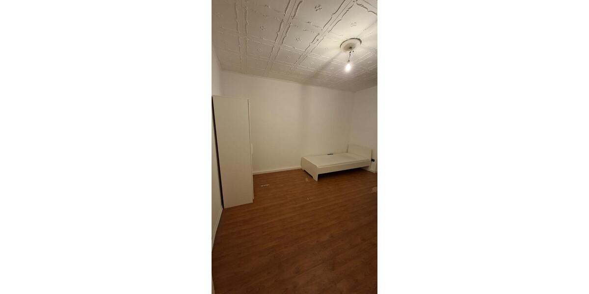 Erdgeschoßwohnung Hanau Lamboy - 1 Zimmer, 16 m&sup2;, 400&euro; | Angebot:25542860